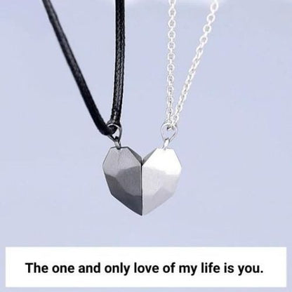 Elegant Couple Necklace Set - A Symbol of Love and Connection