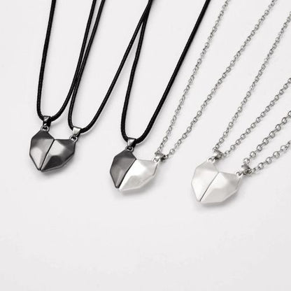 Elegant Couple Necklace Set - A Symbol of Love and Connection