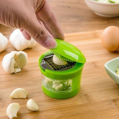 Effortless Garlic Dicing, Slicing, and Peeling – All in One Tool!