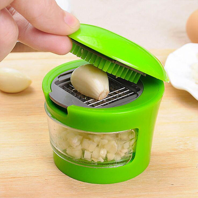 Effortless Garlic Dicing, Slicing, and Peeling – All in One Tool!